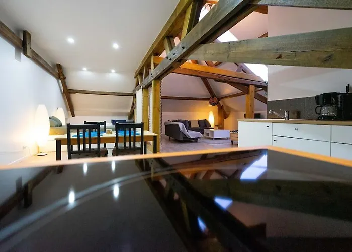 The Backstage * La-Roche-en-Ardenne